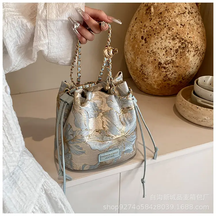 Stylish Chain Crossbody Bag for Women 2026 New Fashion — feature 21