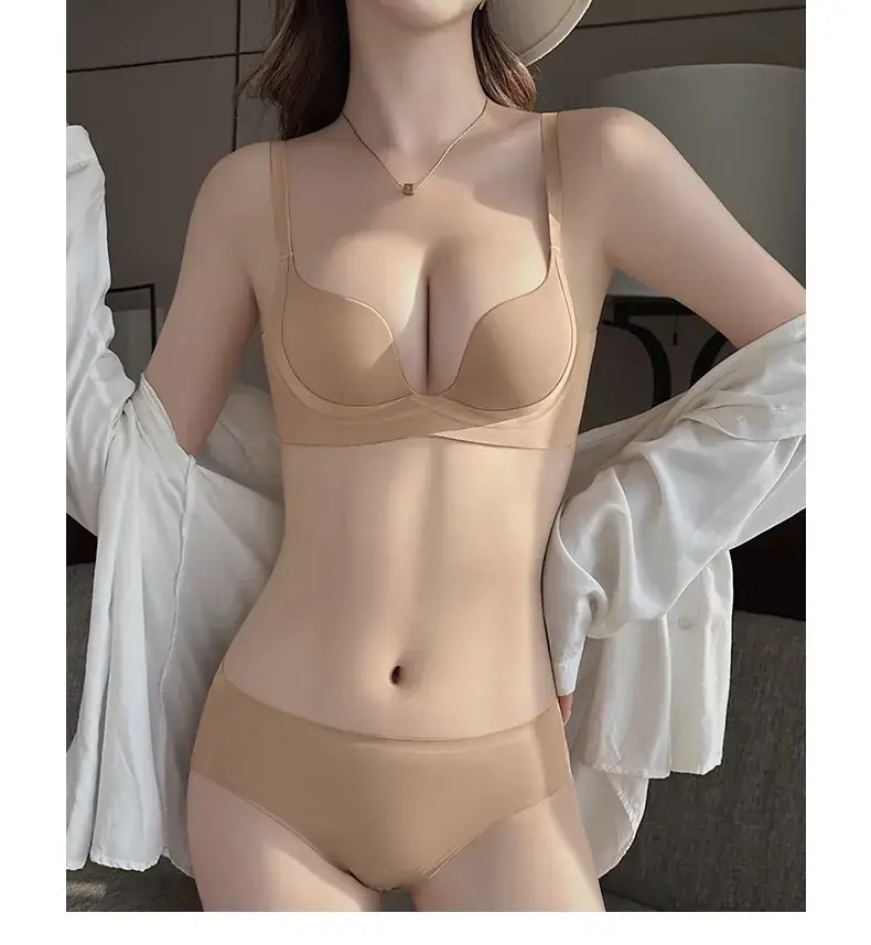 Black Traceless Parammary Bra Set for Women Small — feature 35