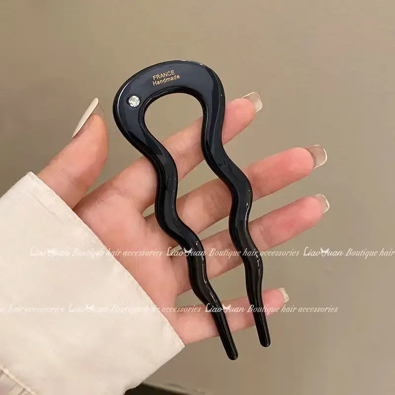 [with diamond] black U-shaped hairpin