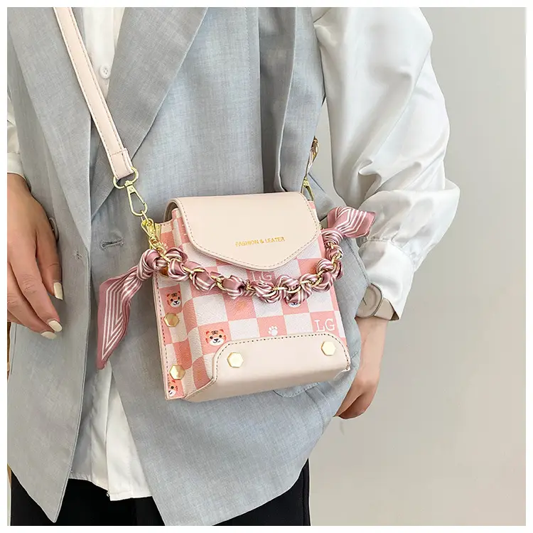 Trendy Korean Style Mobile Phone Bag for Girls — feature 32