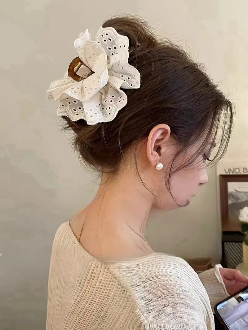 French Lace Hair Clip Large Size Shark Clip Ballet Style — feature 3
