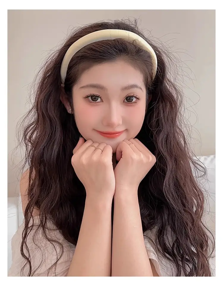 Sweet Cream Hair Band for Women's Hairpin Press — feature 3