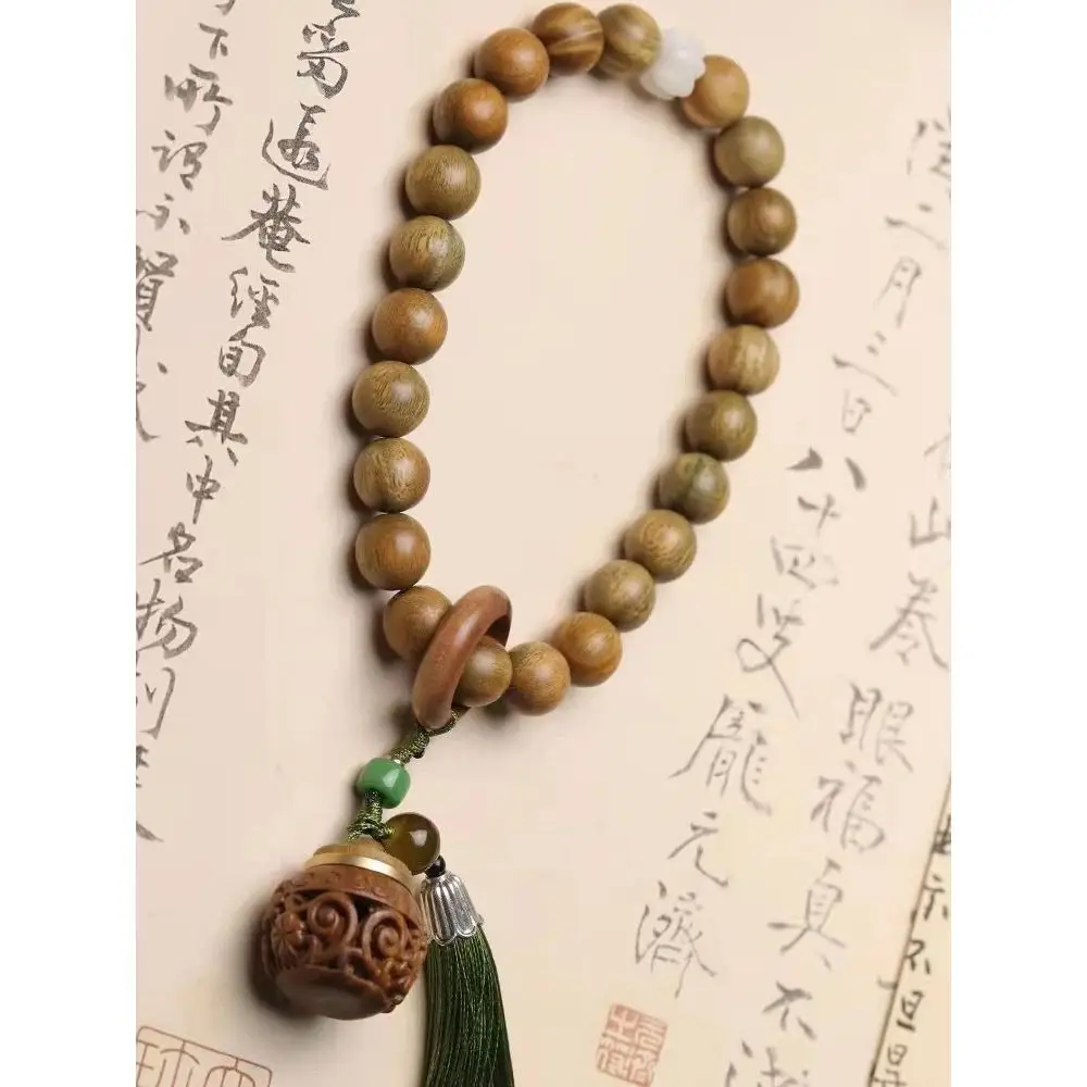 Argentinian Green Sandalwood Bracelet with Buddha Tassel