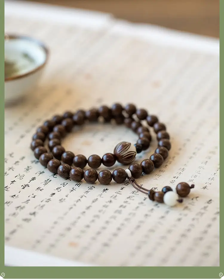 Retro Golden Sandalwood Couple Buddha Beads Bracelet — feature 14