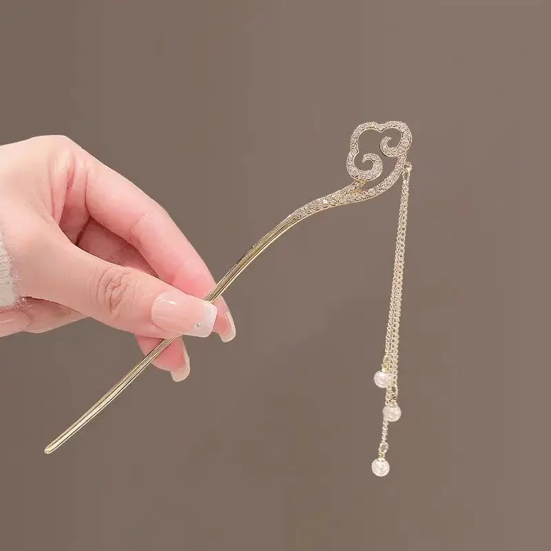 Antique Walking Tassel Hairpin for Women - Image 10