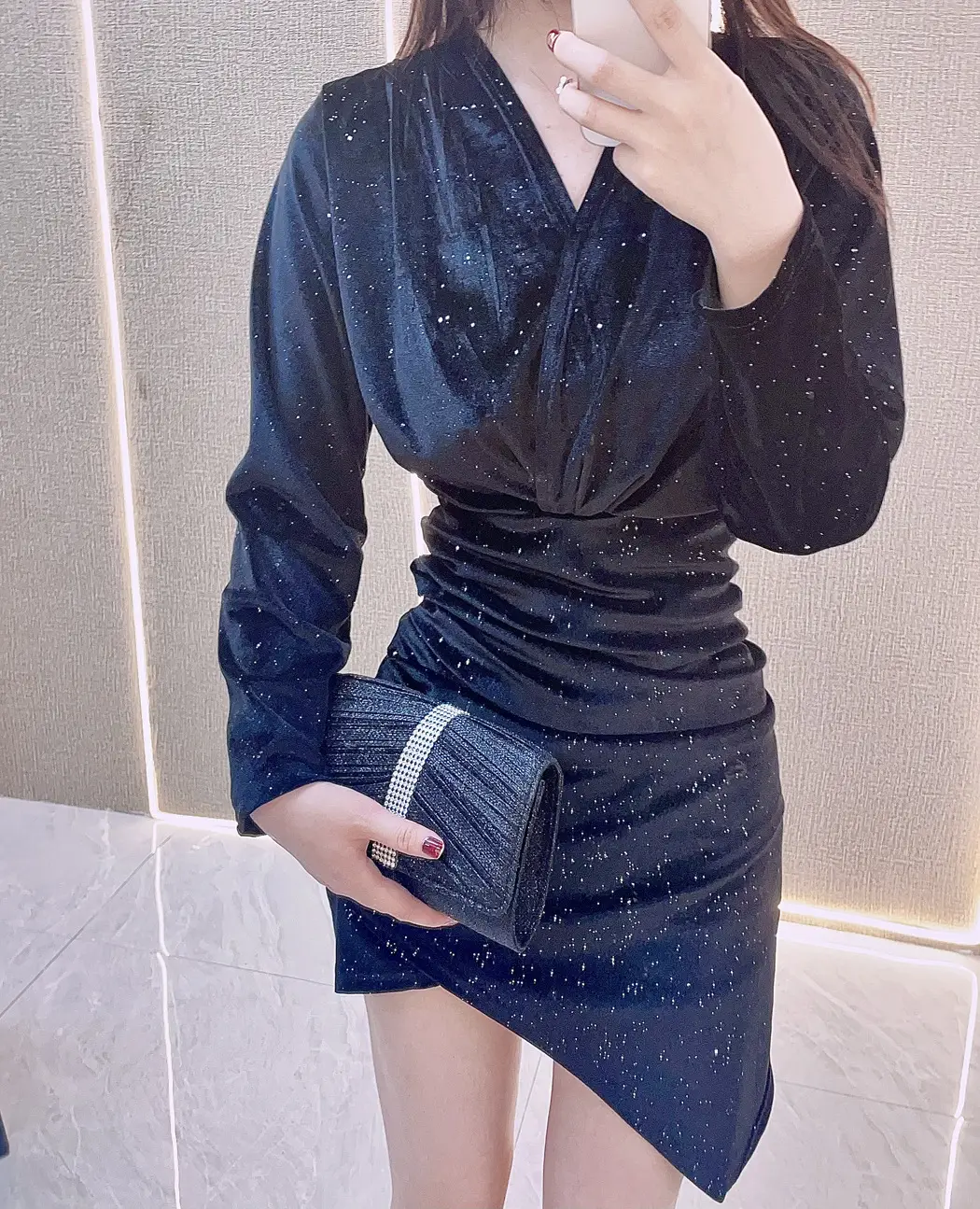 Retro Diamond Clutch Bag for Women with Rhinestone Design — feature 12