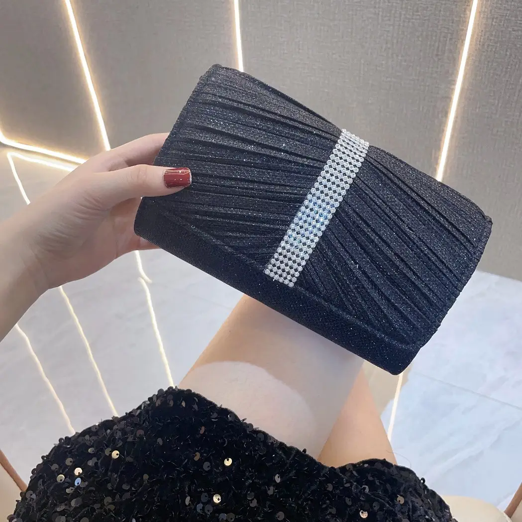 Retro Diamond Clutch Bag for Women with Rhinestone Design - Image 2