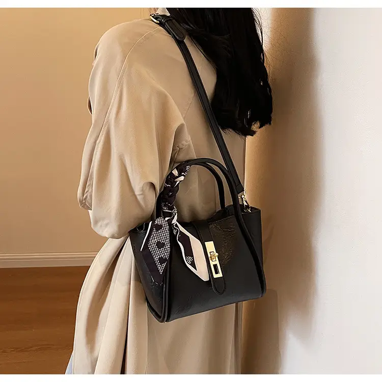 Women's Bucket Bag Brown Leather Shoulder Messenger — feature 10