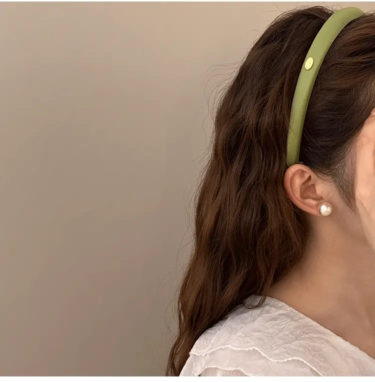 French Retro Gold Hair Band for Women 2024 — feature 11