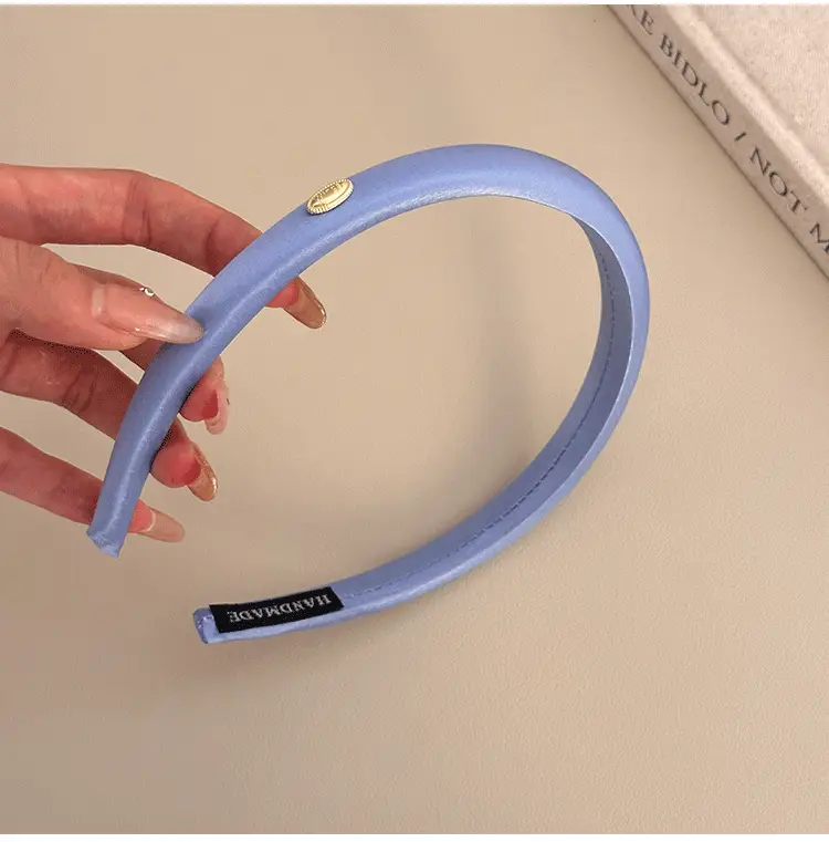 French Retro Gold Hair Band for Women 2024 — feature 6