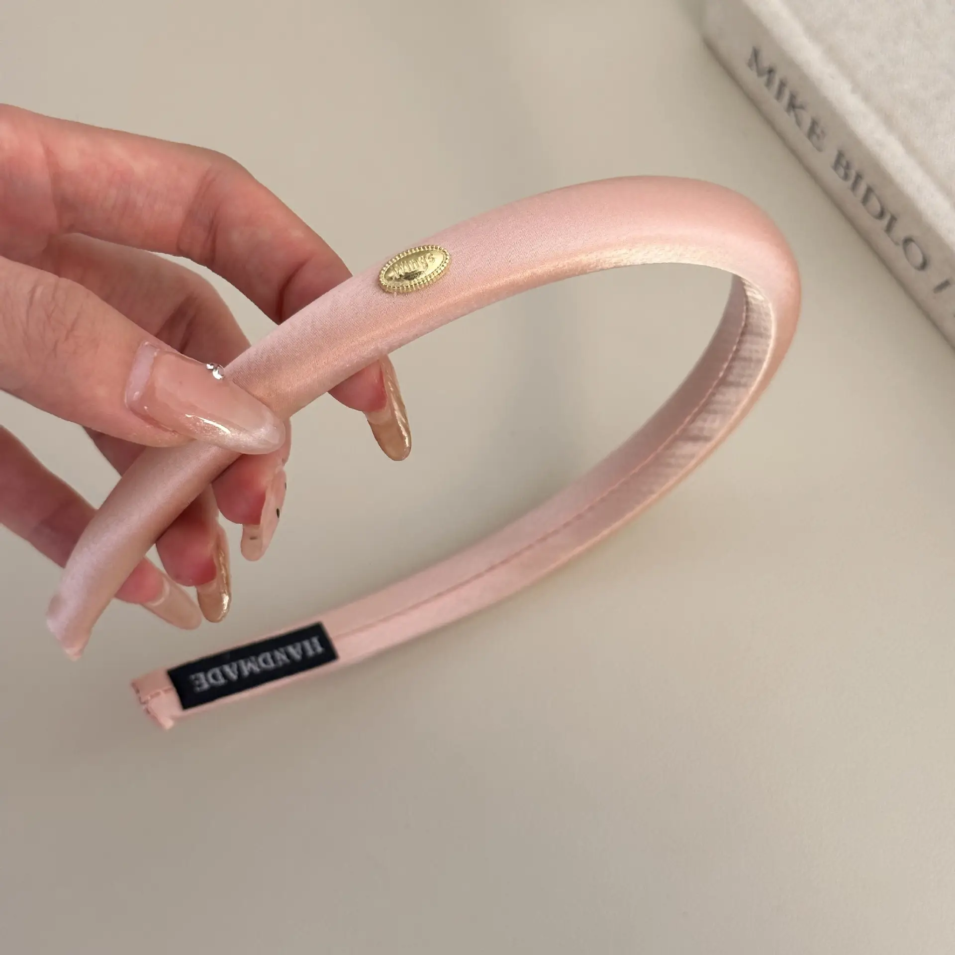 French Retro Gold Hair Band for Women 2024