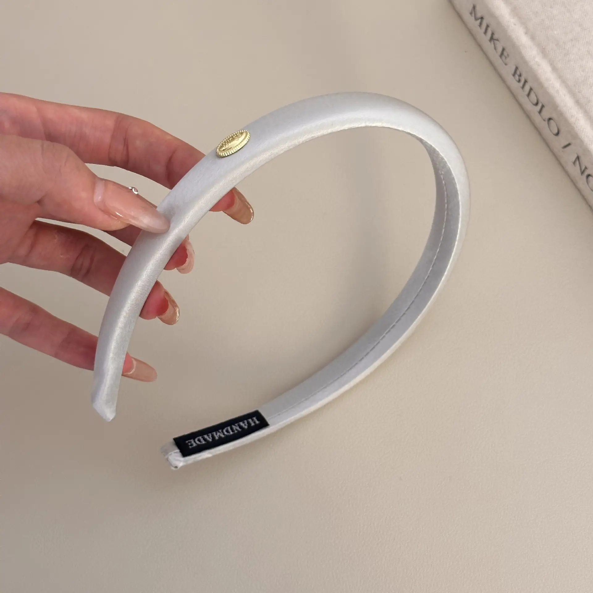 French Retro Gold Hair Band for Women 2024