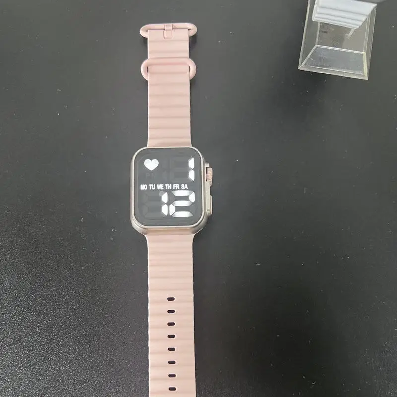 LED Electronic Watch P8 Green Silicone Band — feature 8