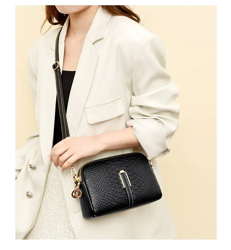 Dior Logo Gold Embossed Shoulder Bag with Earrings — feature 10