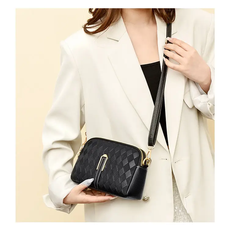 Dior Logo Gold Embossed Shoulder Bag with Earrings — feature 13
