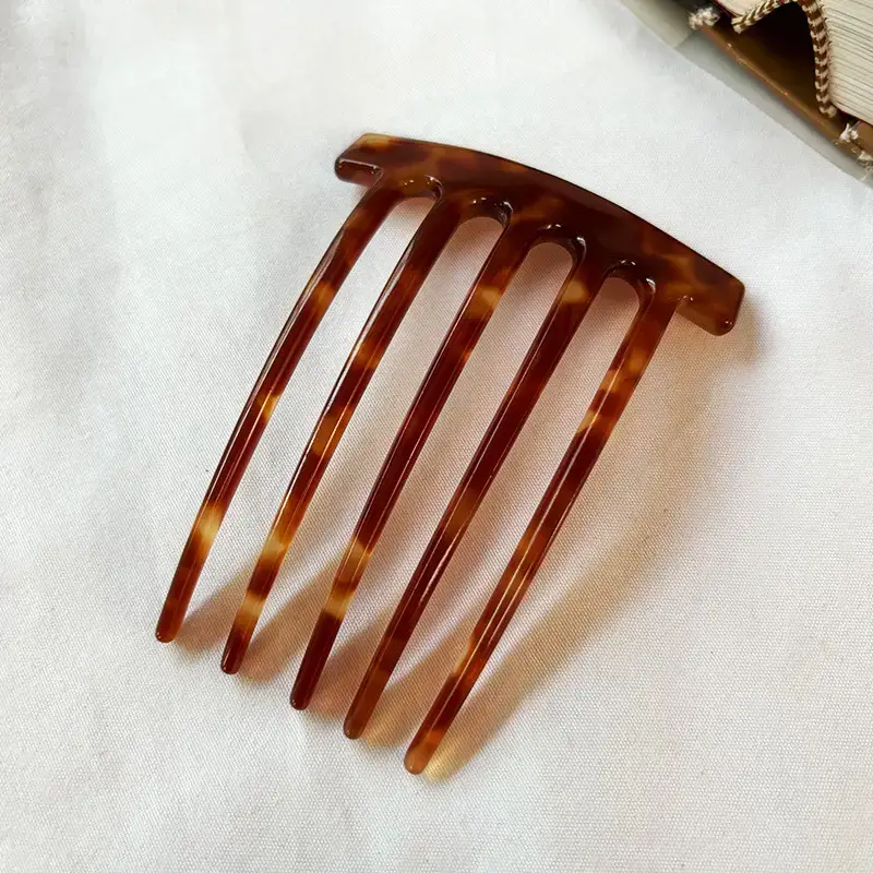 5-Teeth Hair Clip with Acrylic Design - Image 6