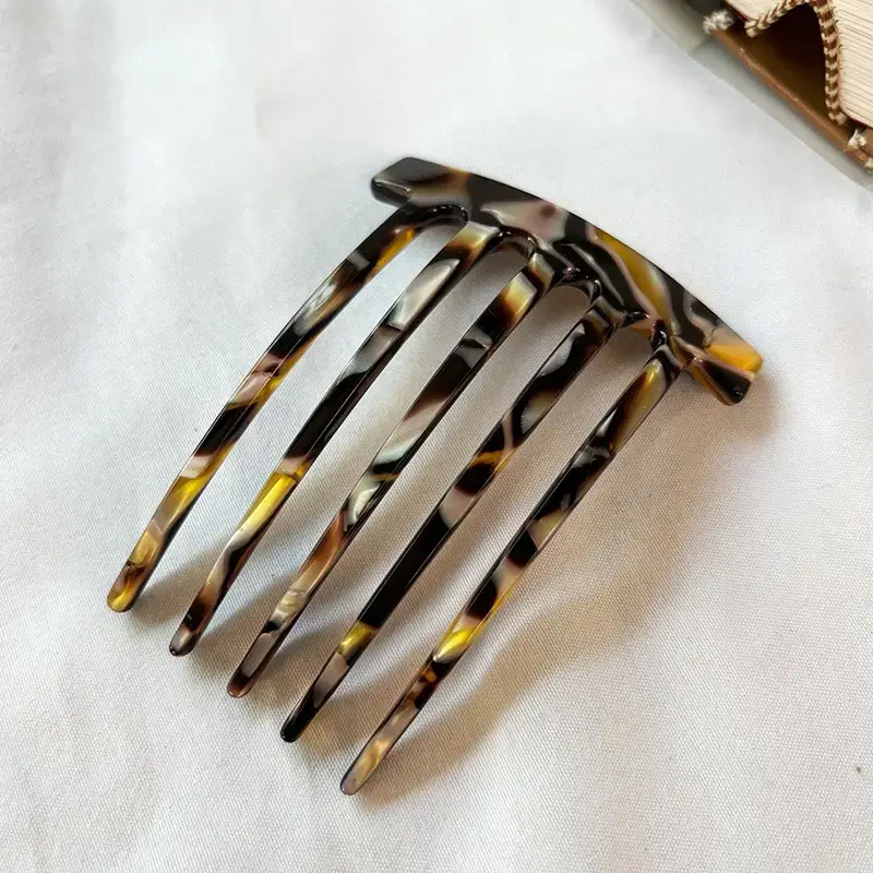 5-Teeth Hair Clip with Acrylic Design - Image 8
