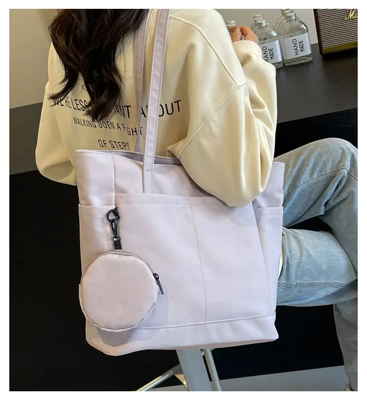 Women's Large Capacity Nylon Shoulder Bag White — feature 1