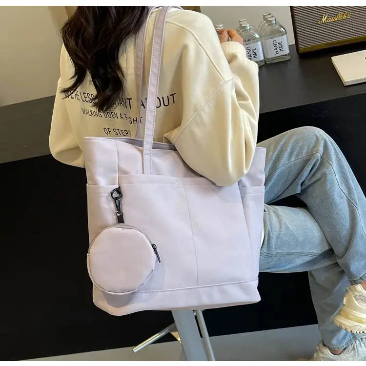 Women's Large Capacity Nylon Shoulder Bag White — feature 25