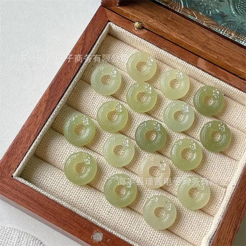 Qinghai Hetian Jade Dragon Buckle Donut Set - Image 4