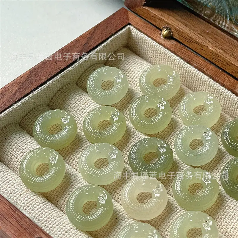 Qinghai Hetian Jade Dragon Buckle Donut Set — feature 6
