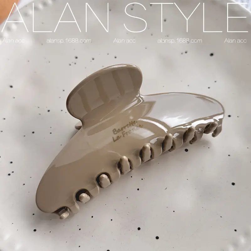 Arlan Korea Hairpin with Acetic Acid Grab Clip - Image 3