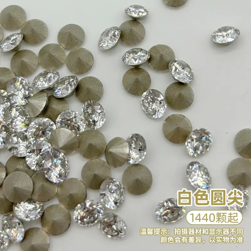 White Cut 16 Hearts Zircon Diamond Pile 16 Arrows