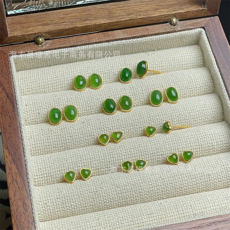 Green Heart Earrings 5mm S925 Silver Inlay - Image 3