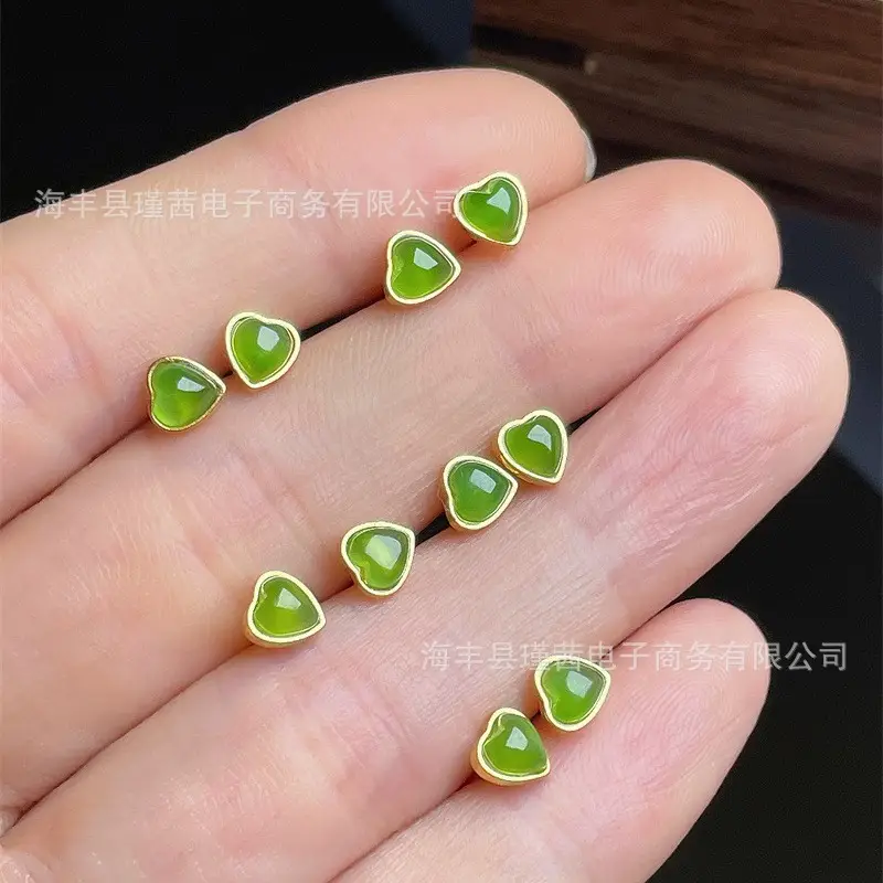 Green Heart Earrings 5mm S925 Silver Inlay - Image 4