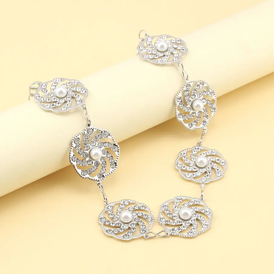 Gold Plated Pearl Embellished Waist Chain for Women — feature 9