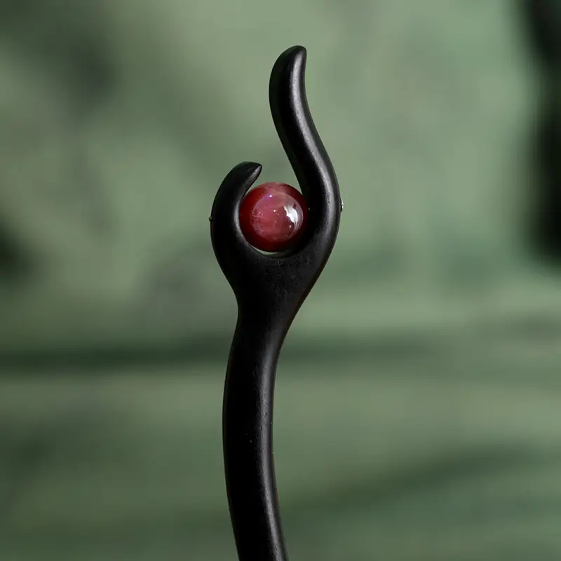 Ancient Jade Hairpin with Red Stone — feature 7
