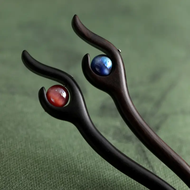 Ancient Jade Hairpin with Red Stone — feature 9