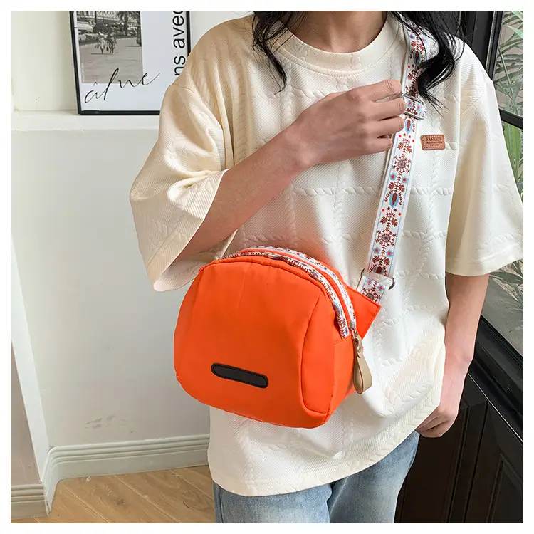 Korean Style Wide Strap Shoulder Crossbody Bag Women 2024 — feature 6