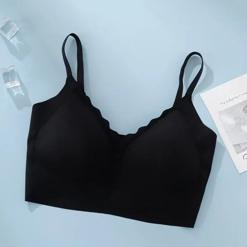 Black Seamless Wireless Vest Bra for Women - Image 2