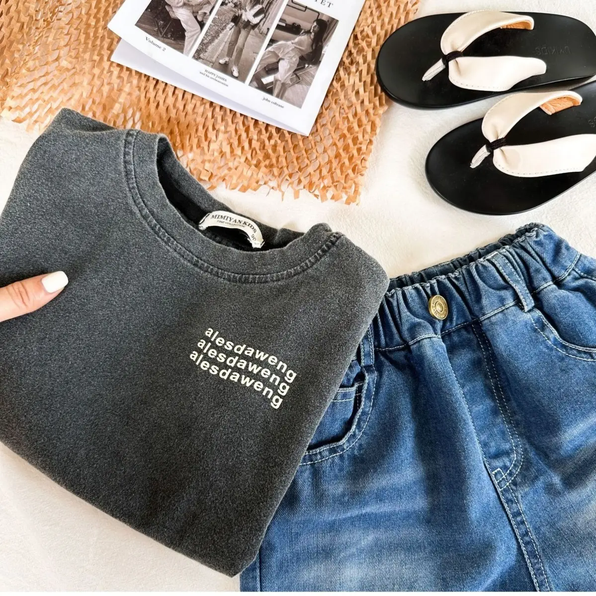 Boys Cotton Short Sleeve Grey T-Shirt with "Jiendeng Wang" Print