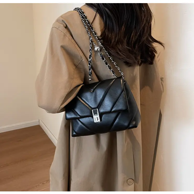 Lingge Chain Bag Women Black 2024 New — feature 15