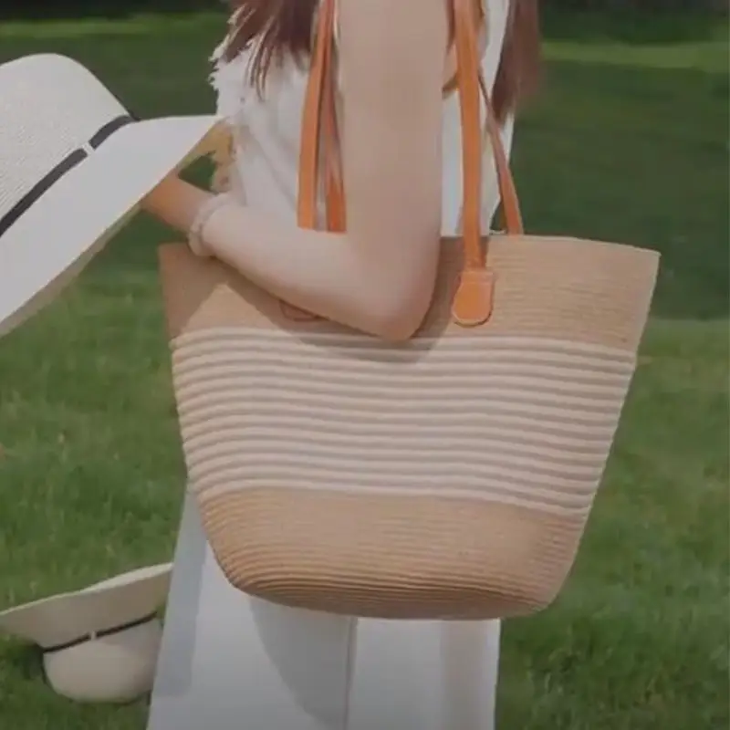 Women Straw Bag Large Capacity One Shoulder Bucket Bag — feature 4