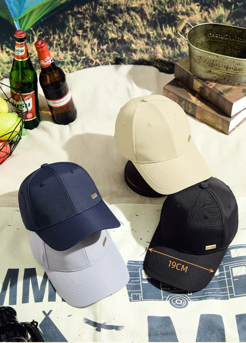 2025 White Baseball Cap with Metal Label & Water Repellent — feature 19