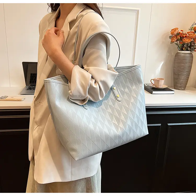 White Underarm Bag 2024 Daily Commute Shoulder Tote — feature 30