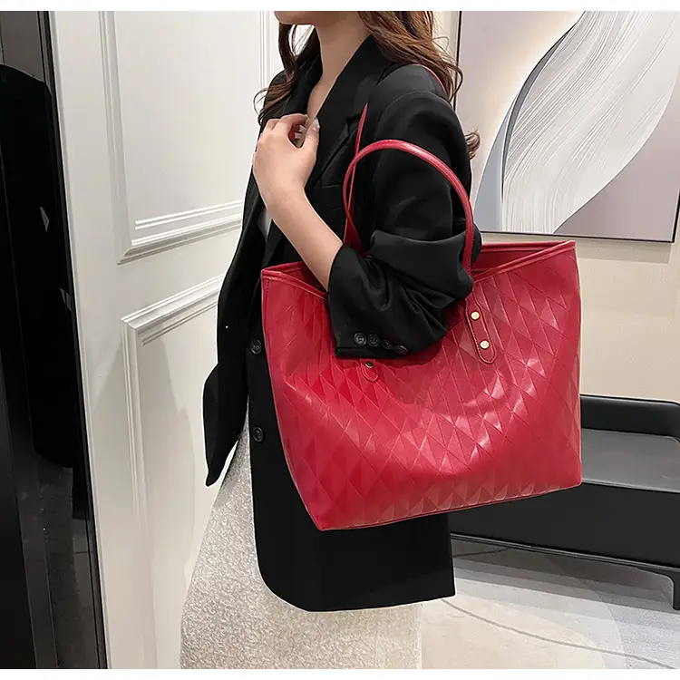 White Underarm Bag 2024 Daily Commute Shoulder Tote — feature 39