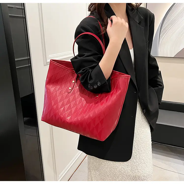 White Underarm Bag 2024 Daily Commute Shoulder Tote — feature 42