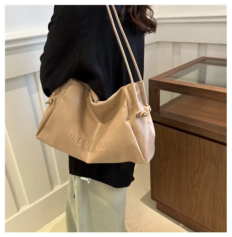 Pink Large Capacity Women's Shoulder Bag 2024 — feature 14