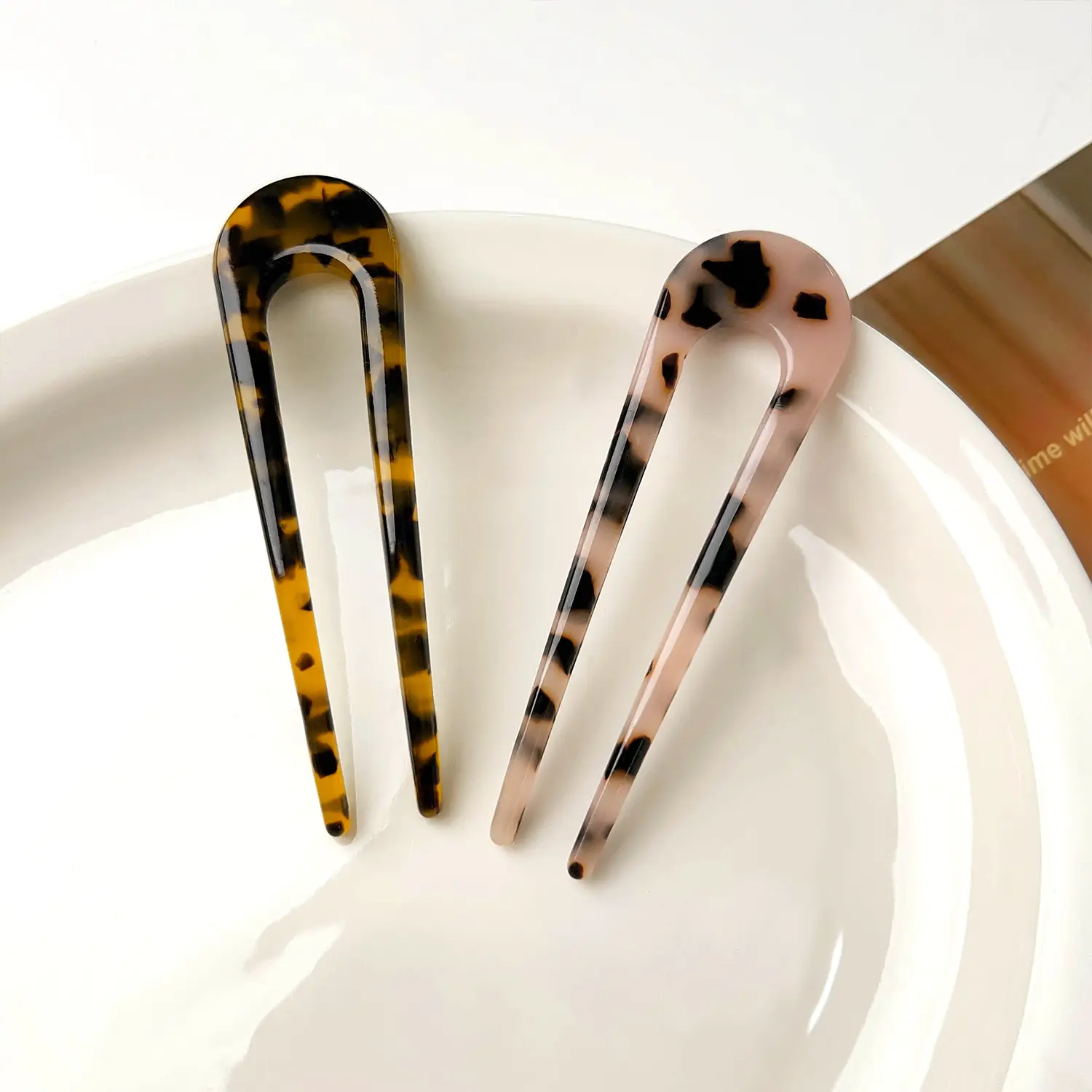 Ins High-end U-Shape Acetic Acid Hairpin Black - Image 8