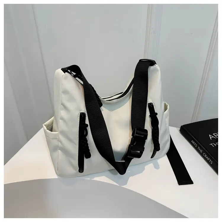 Black Large Capacity Casual Shoulder Crossbody Bag 2024 — feature 22