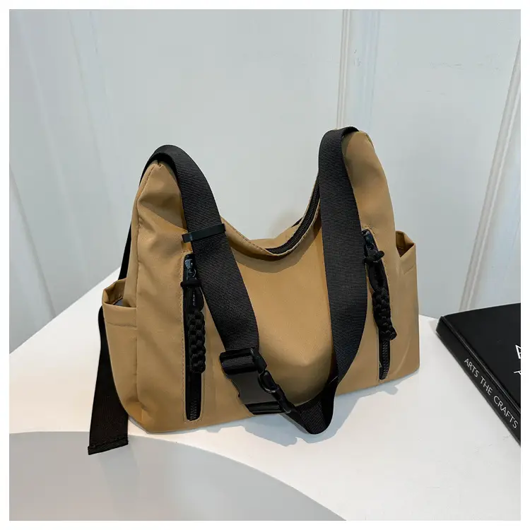 Black Large Capacity Casual Shoulder Crossbody Bag 2024 — feature 23