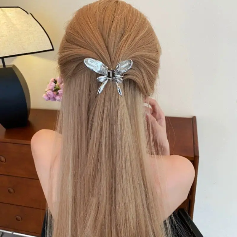 Cold Wind Metal Butterfly Hair Clip Shark Clip - Image 4