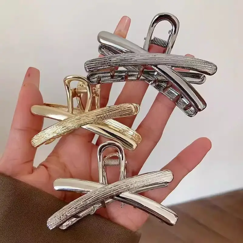2024 Metal Cross Hair Clip for Women Elegant Back Clip - Image 4