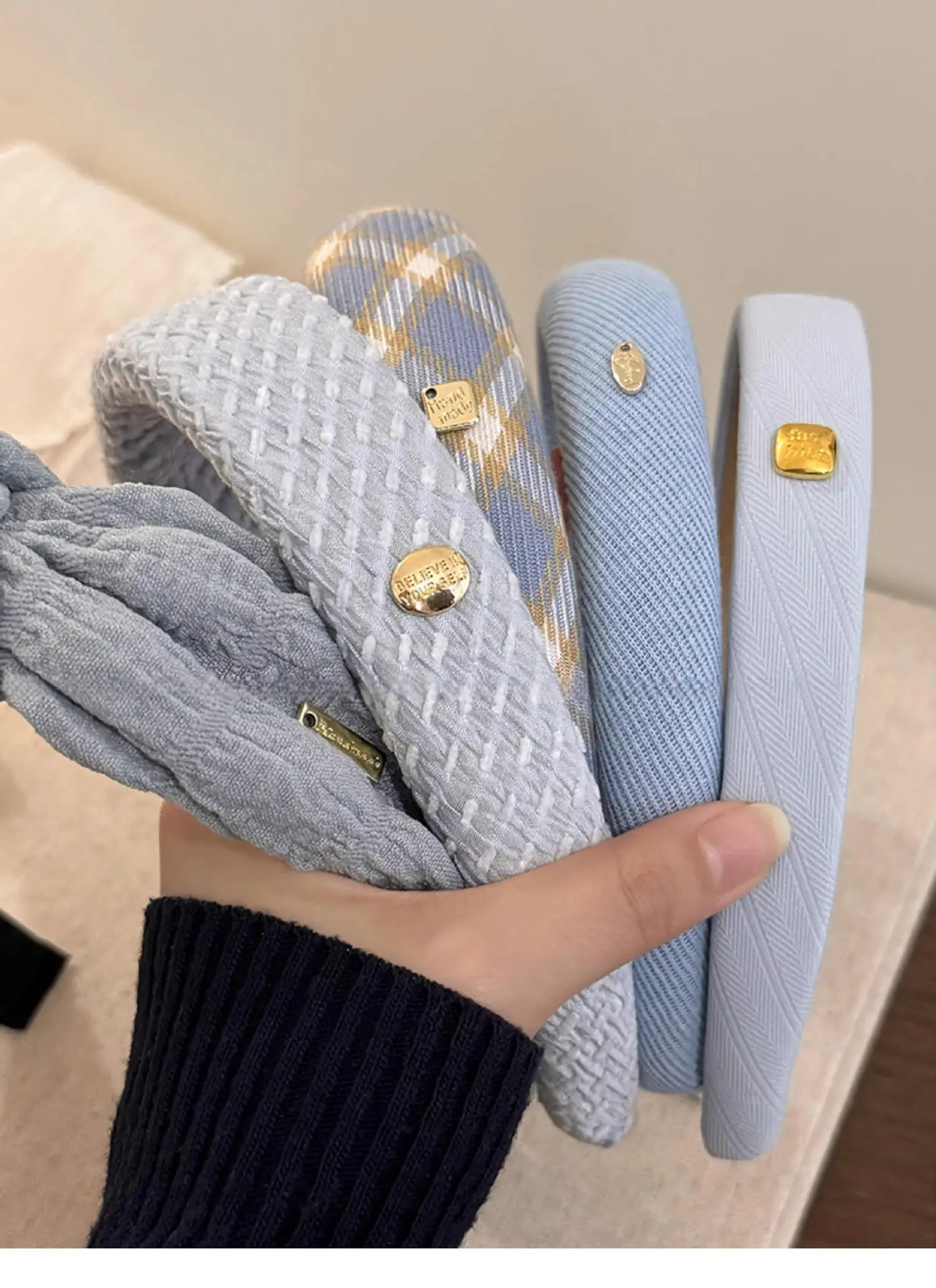 2024 Gold Label Blue Plaid Hair Band for Women — feature 6