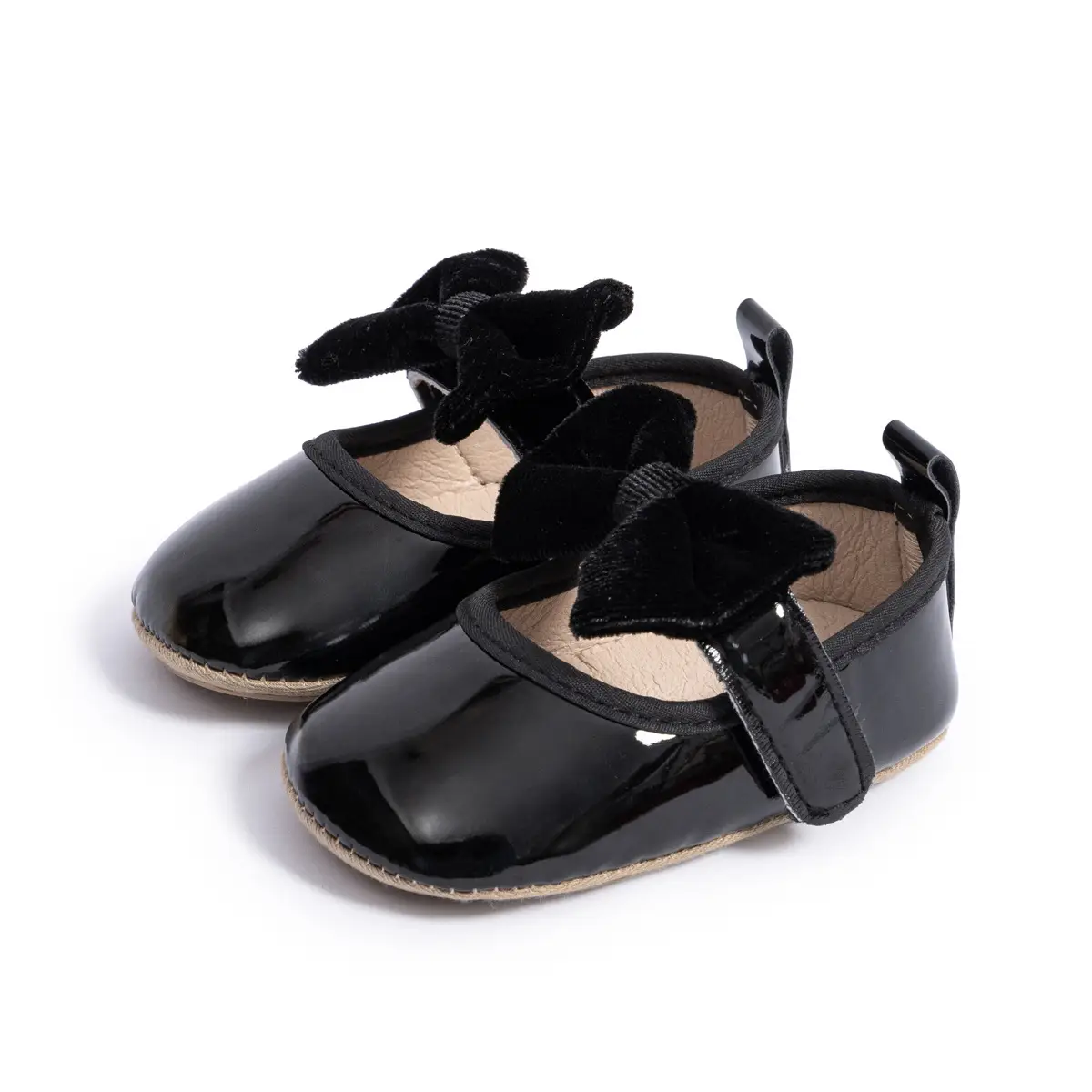 2024 New Baby Shoes Red Black Bow Soft Rubber Bottom