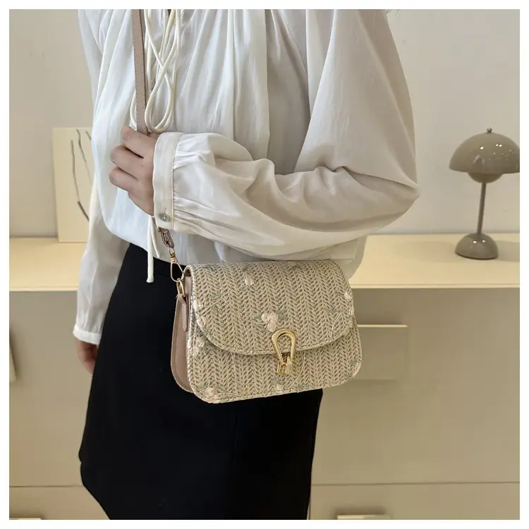 2024 Vintage Straw Textural Crossbody Bag White — feature 16
